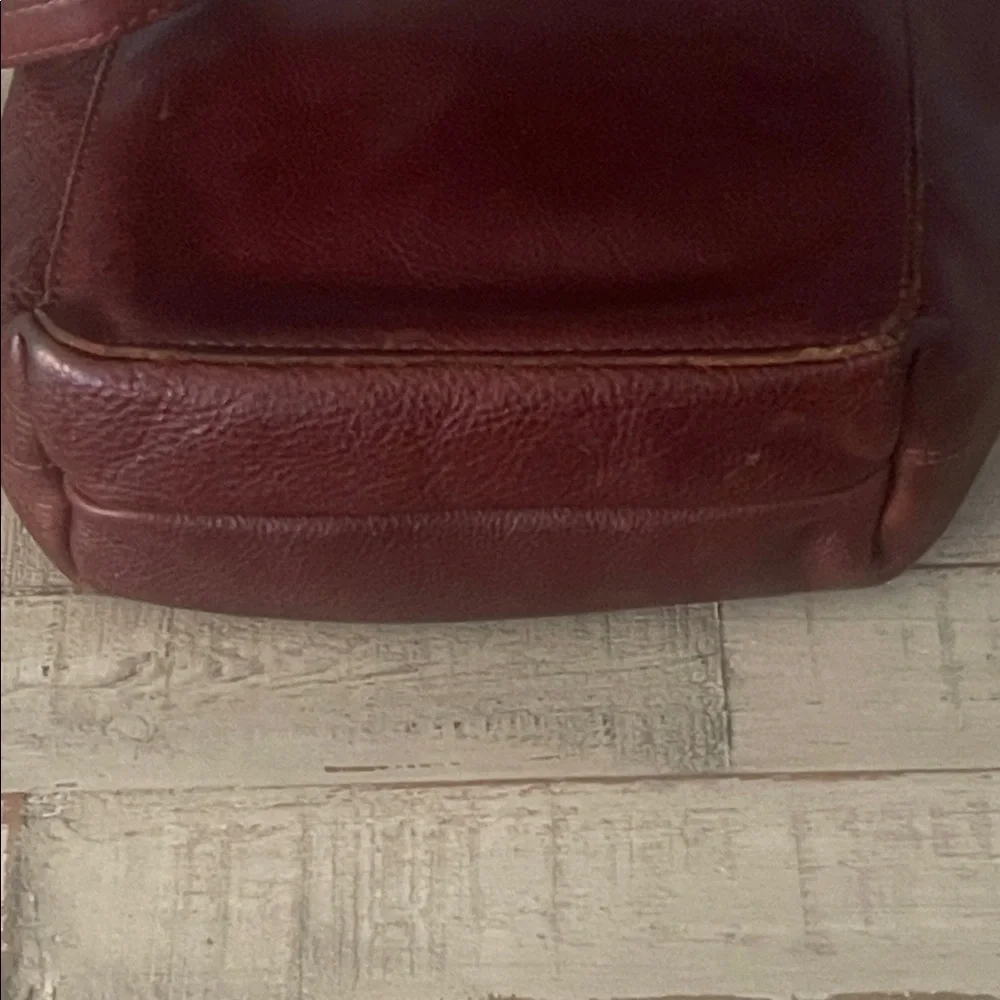 Portland Leather Rich Brown Tote - Picture 5 of 10